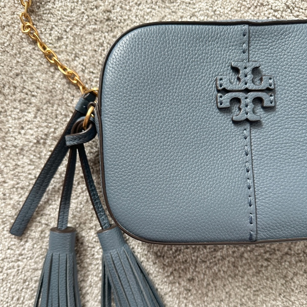 SOLD | Tory Burch Brunnera Blue McGraw Camera Bag Like New - Picture 7 of 16